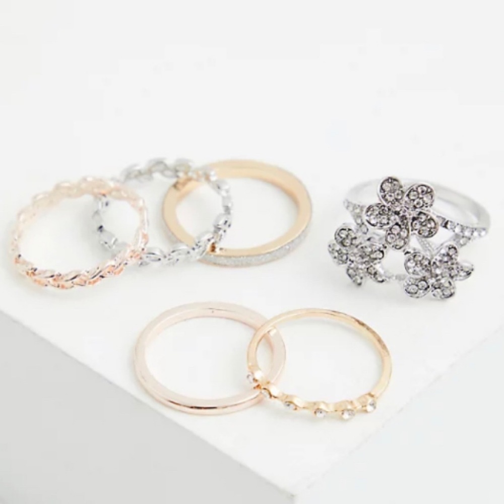 🆕Mixed Metal Floral Stone Ring Set of 6 Size 8